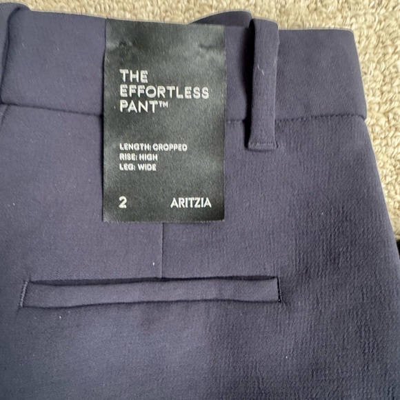 Aritzia Dark Night Navy Cropped effortless Pants size 2 nwt - Picture 2 of 6